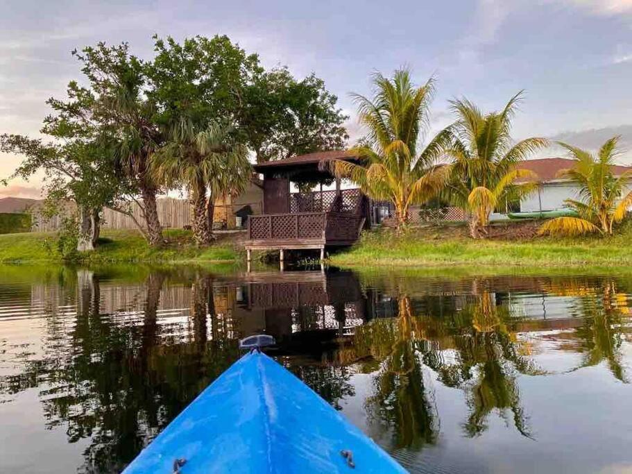 The In Florida. Caney, Pier, Kayak, Fishing