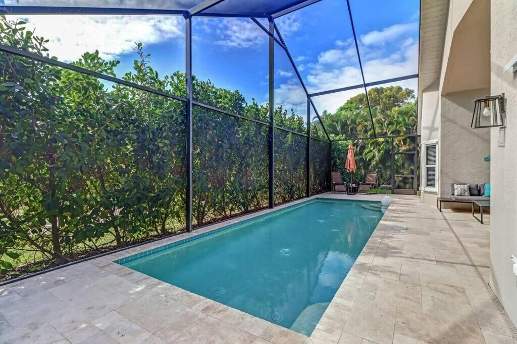 Holiday home Pool Near Beaches And Downtown 5th Ave. Naples