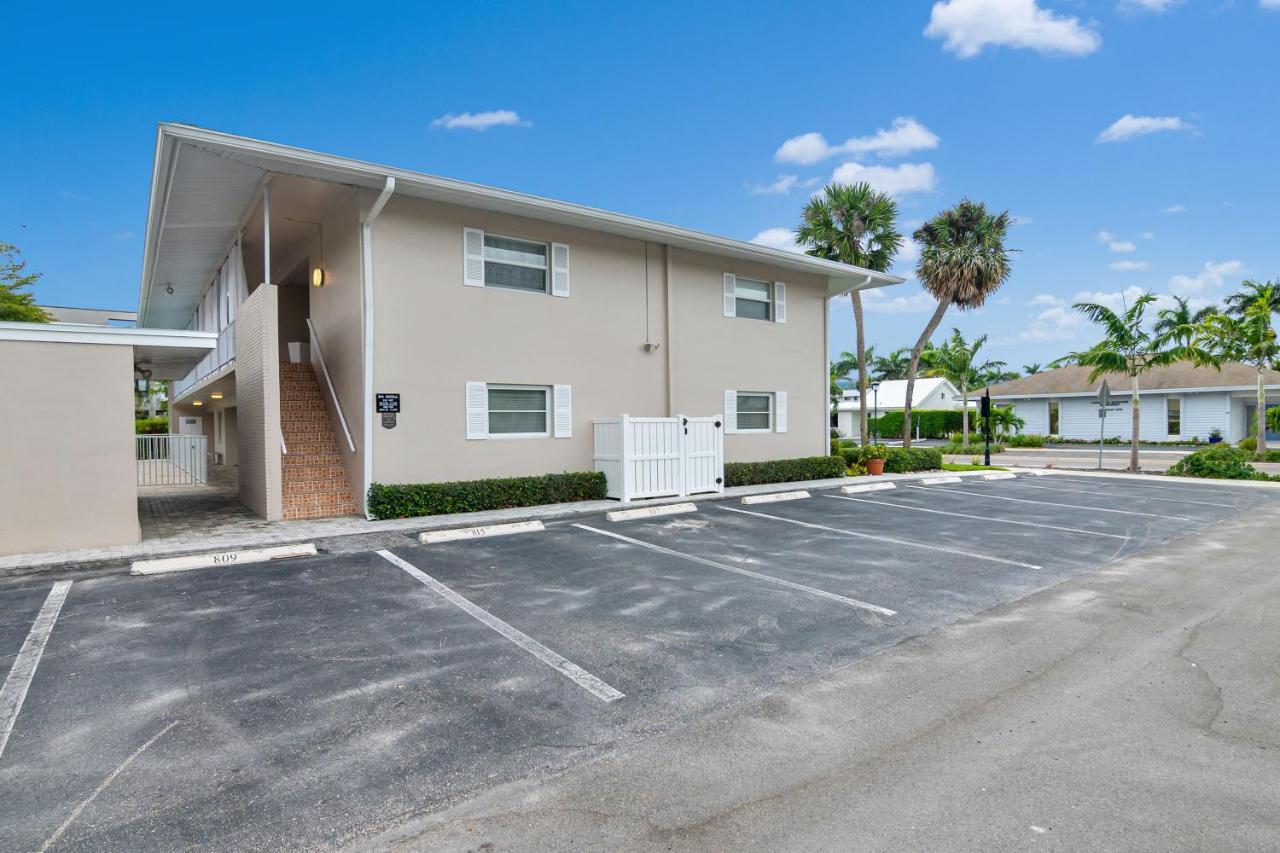 Aqua Breeze 811 Apartment *