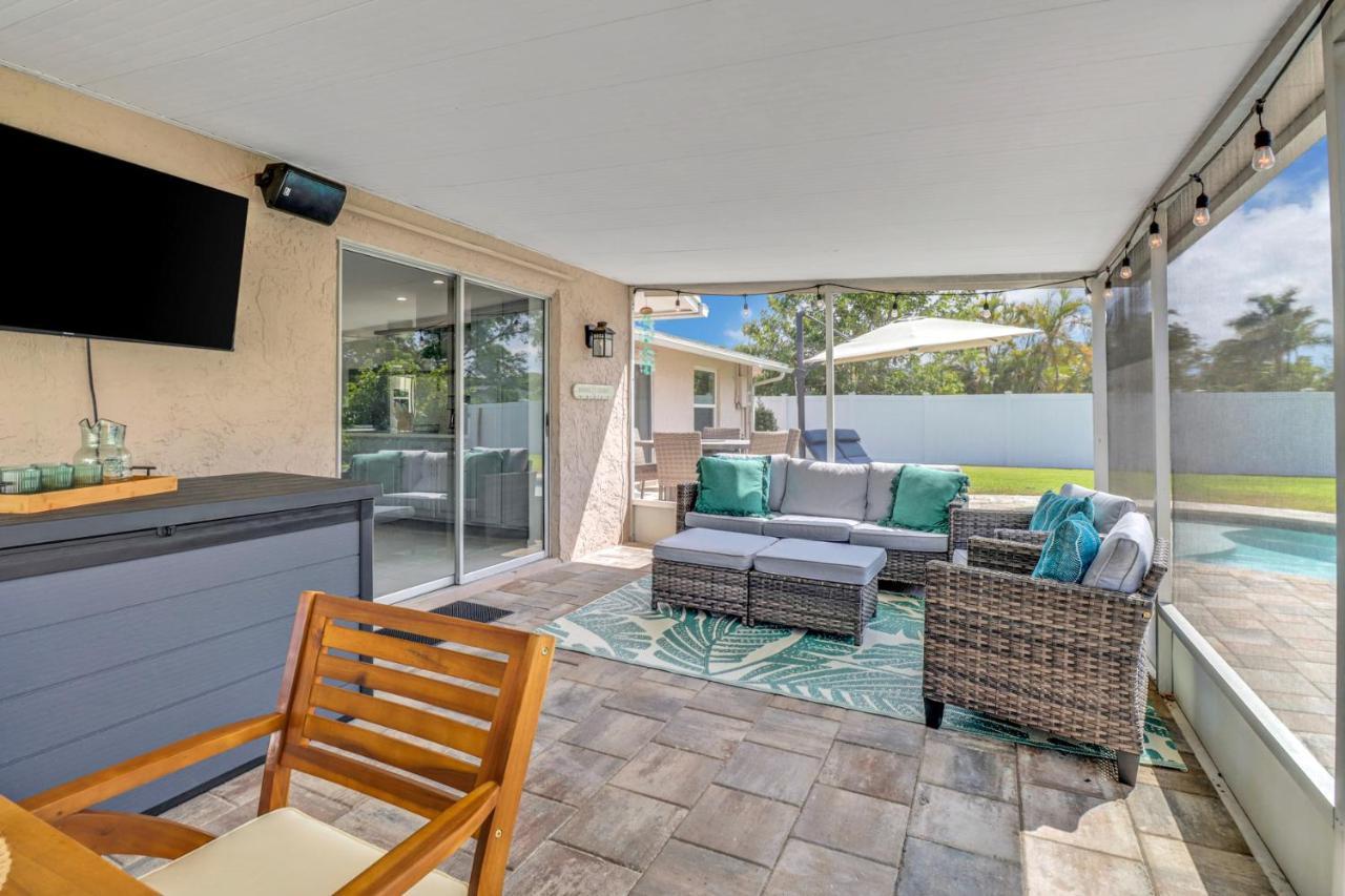 Pool Near Downtown, 5th Ave, Beaches & Pier Holiday home Naples