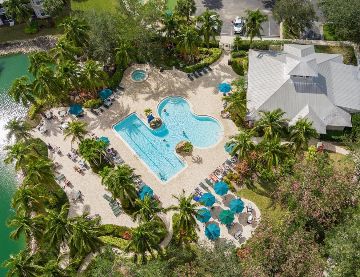 Lely Greenlinks Floor - On Golf Course, Minutes From Beaches, Downtown! * Naples