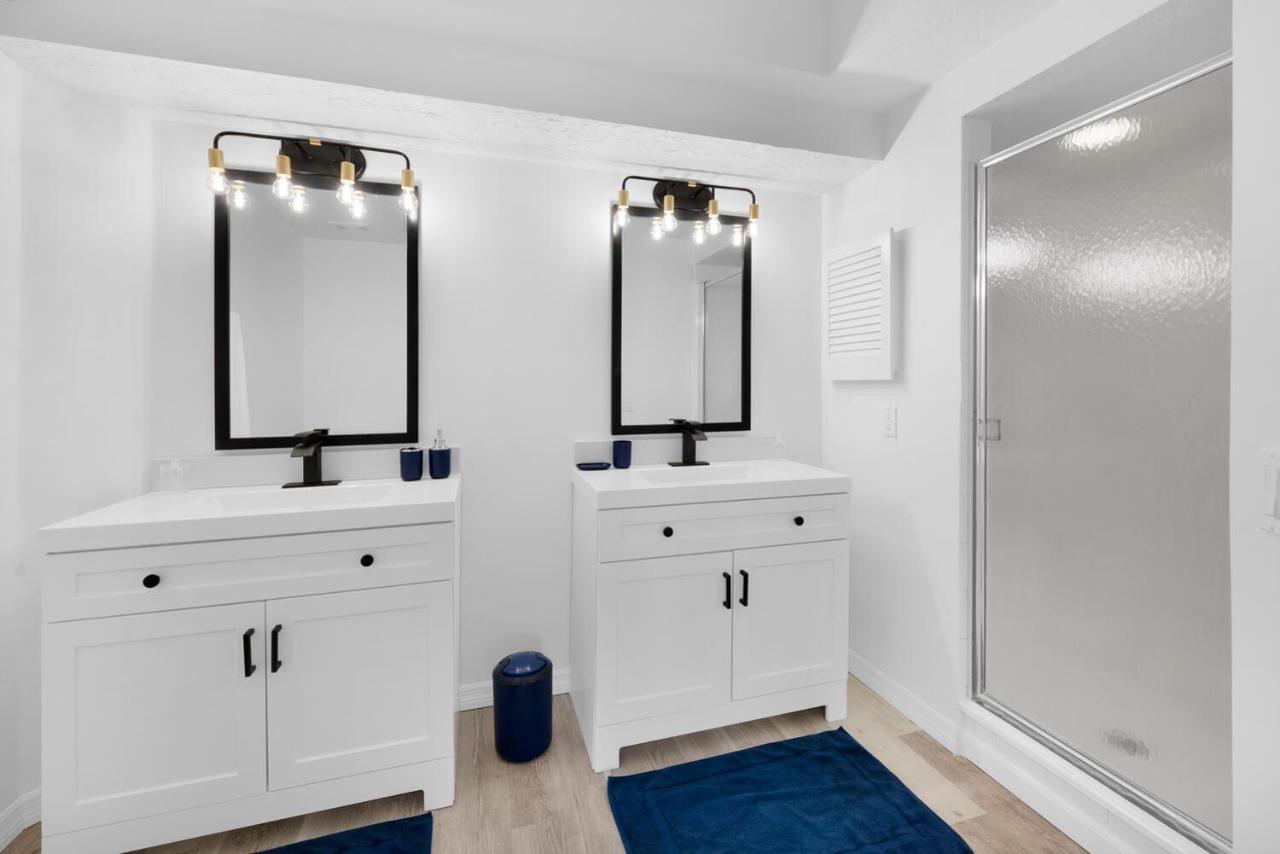 Apartment Luxury Condo, 90-day Minimum -less Declined!!!, Gated, 4 Mi Vanderbilt Naples