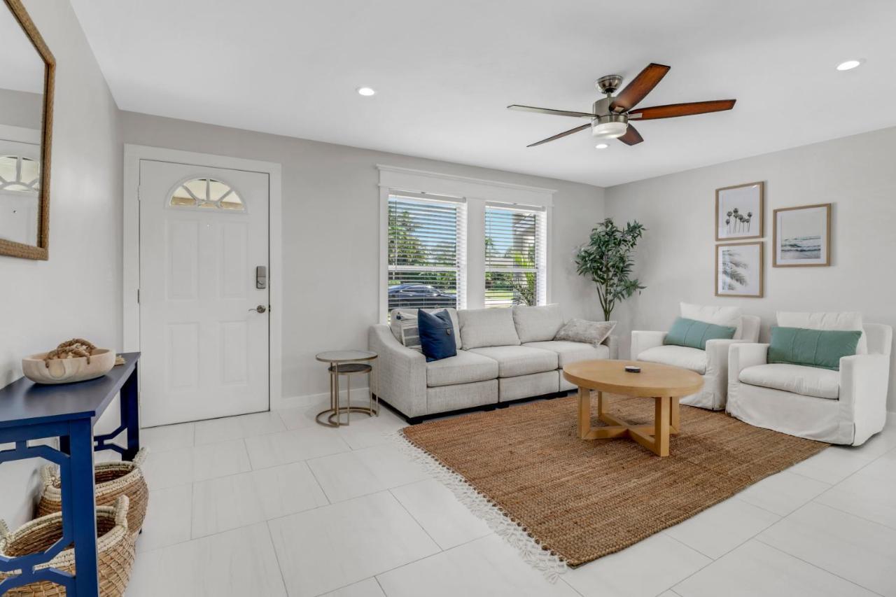 Pool Near Downtown, 5th Ave, Beaches & Pier * Naples
