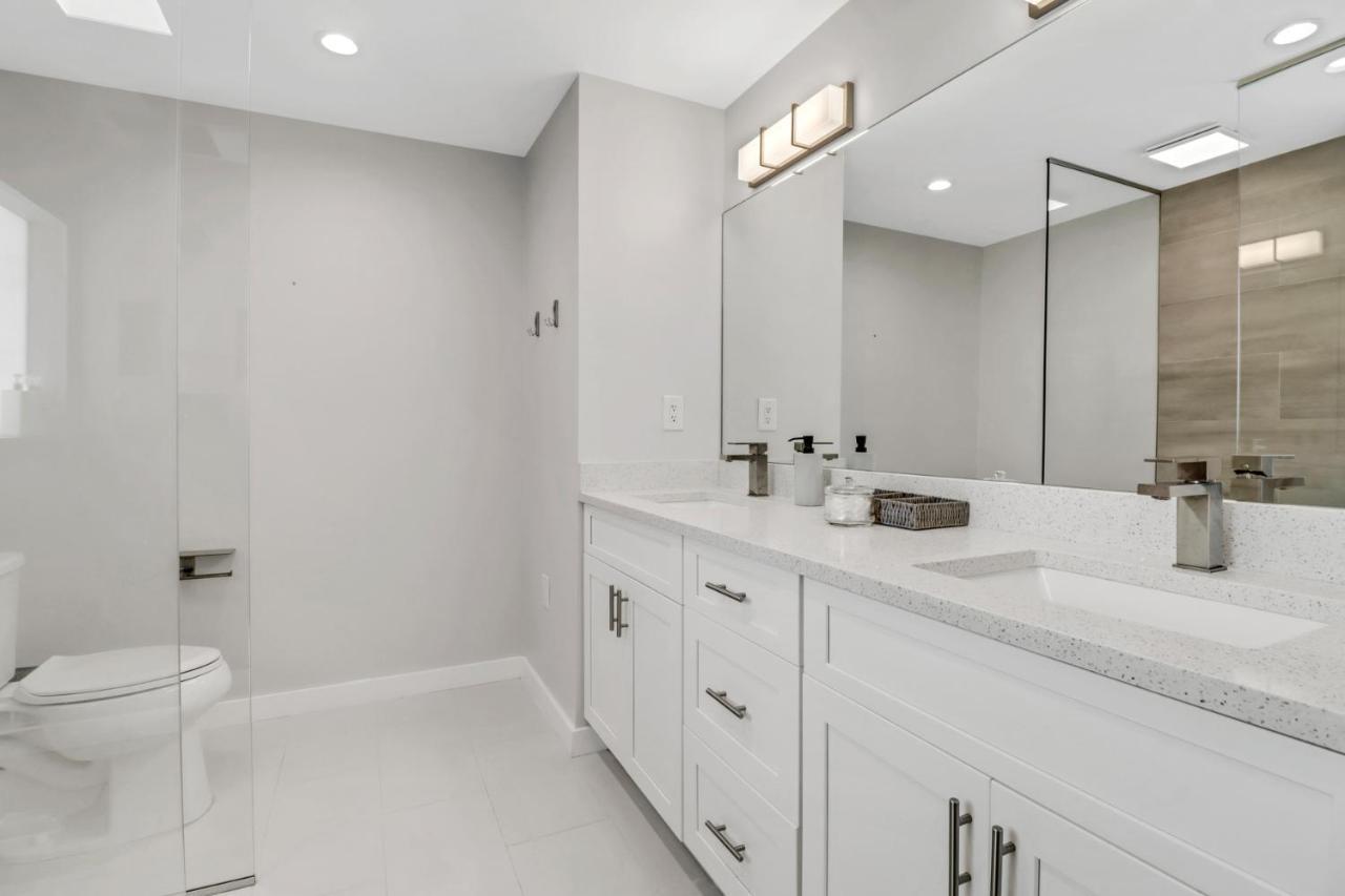 Pool Near Downtown, 5th Ave, Beaches & Pier Holiday home Naples