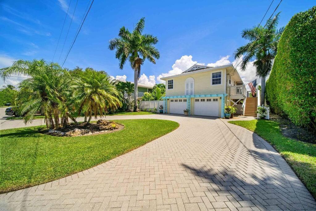 3 Bed 3 Bath Tropical Paradise Waterfront Pool House - On Canal - Direct Acces To Gulf * Naples