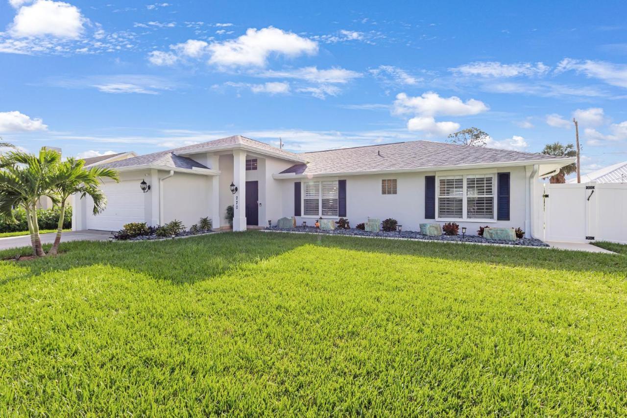 Holiday home Private Pool｜near Beach｜fenced Yard｜outdoor Living *