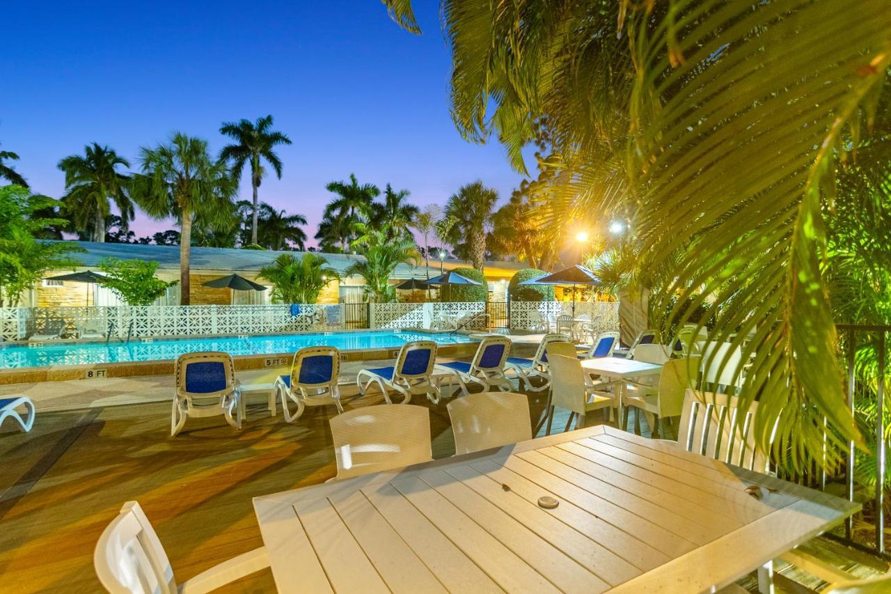 Inn The Fairways Of Naples