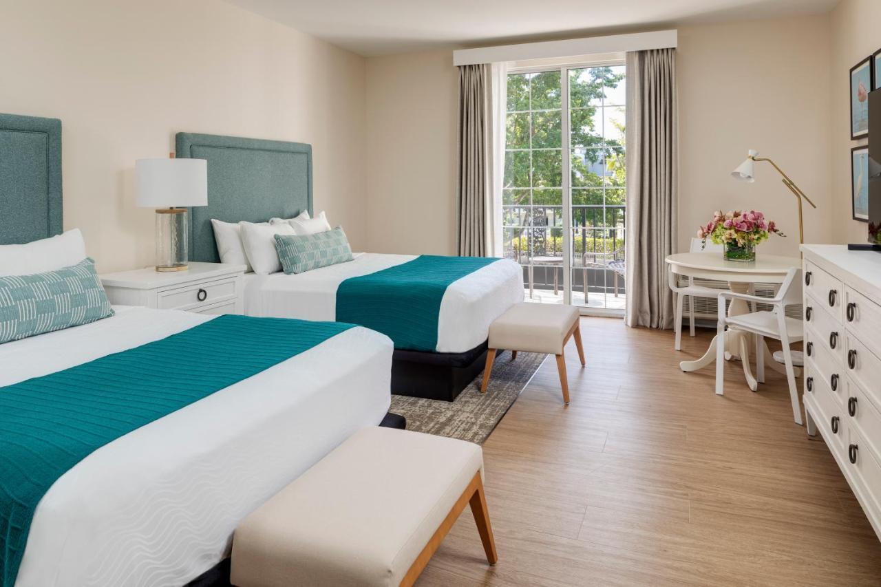 Hotel The Capri 4*