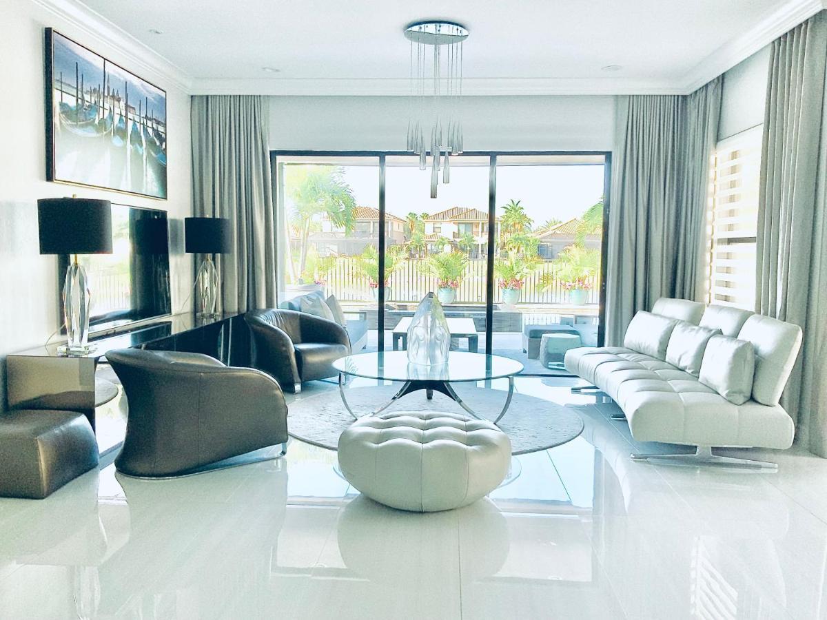Luxury With Pool & * Naples