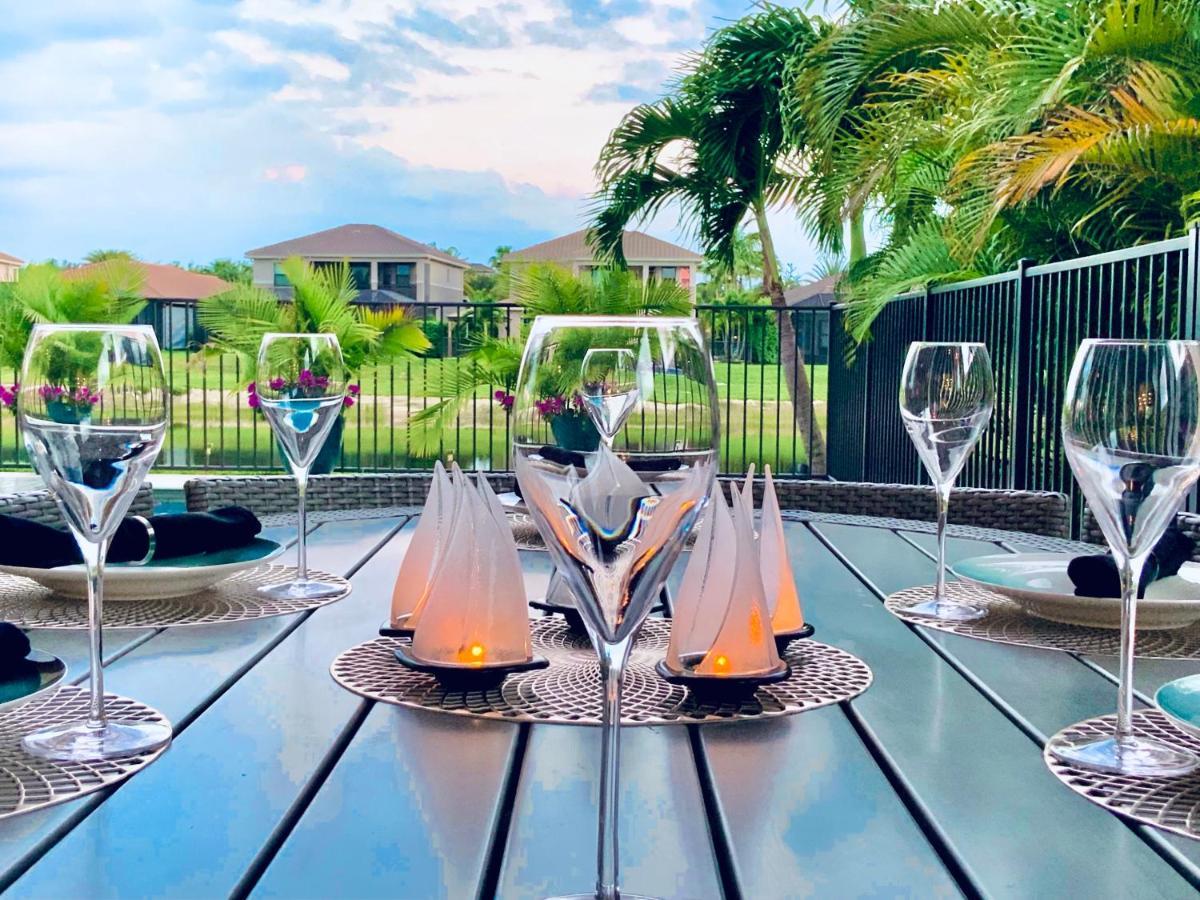 Luxury With Pool & *