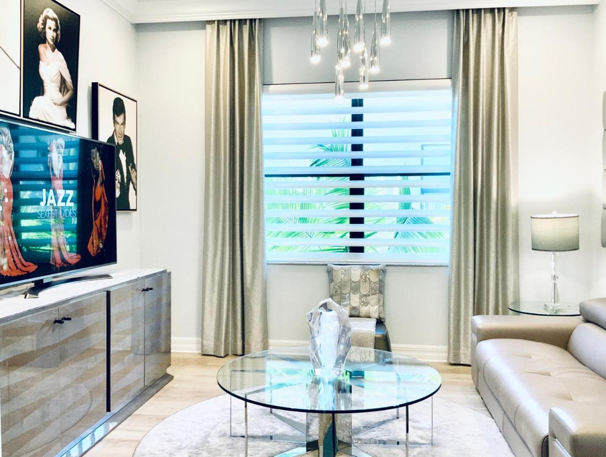 Luxury With Pool & Holiday home Naples