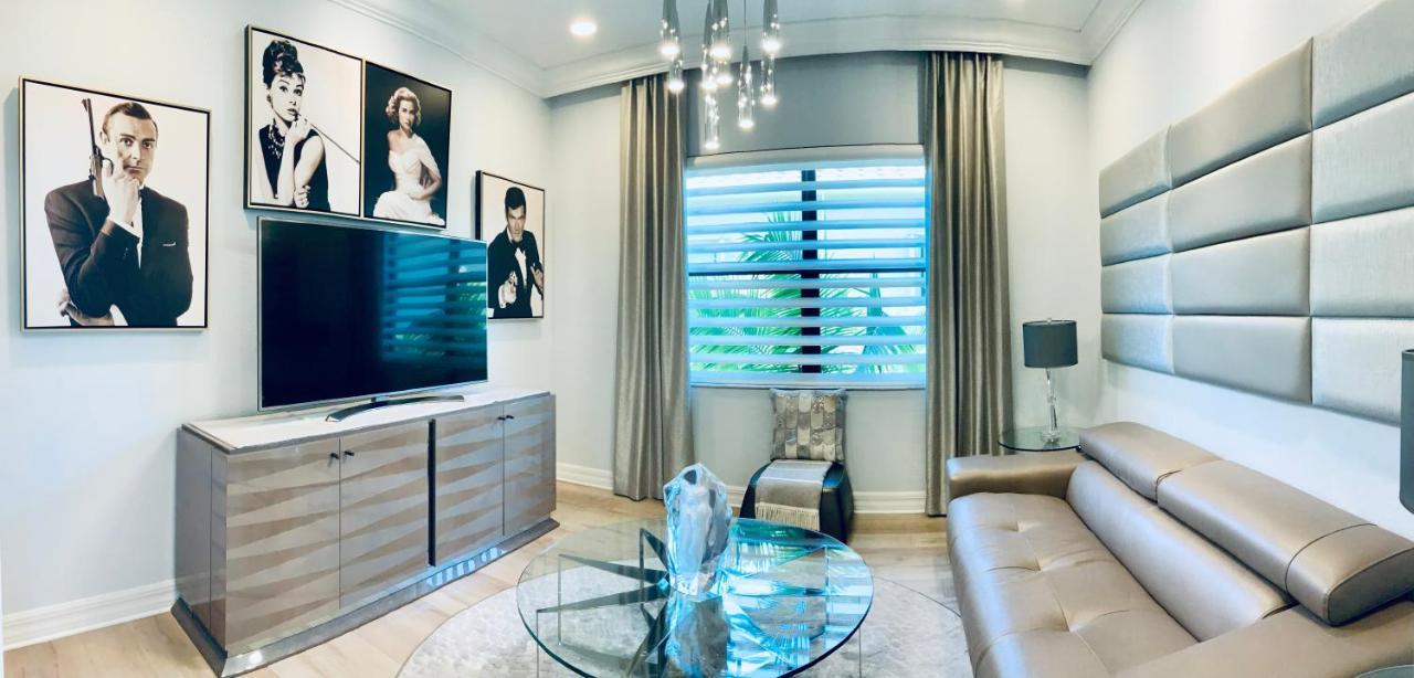 Luxury With Pool & Holiday home