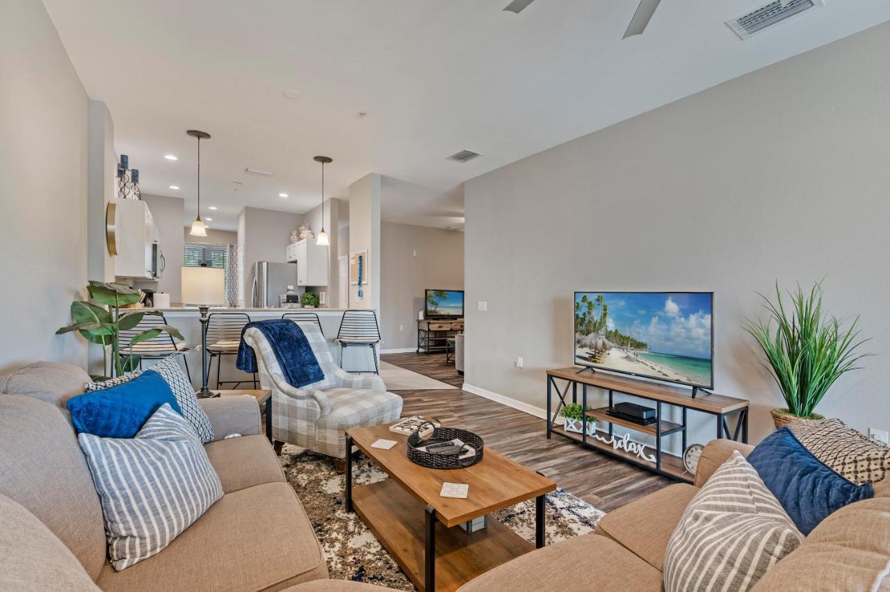 Golf Condo- Pool- Lakeview- 10mi To Beaches