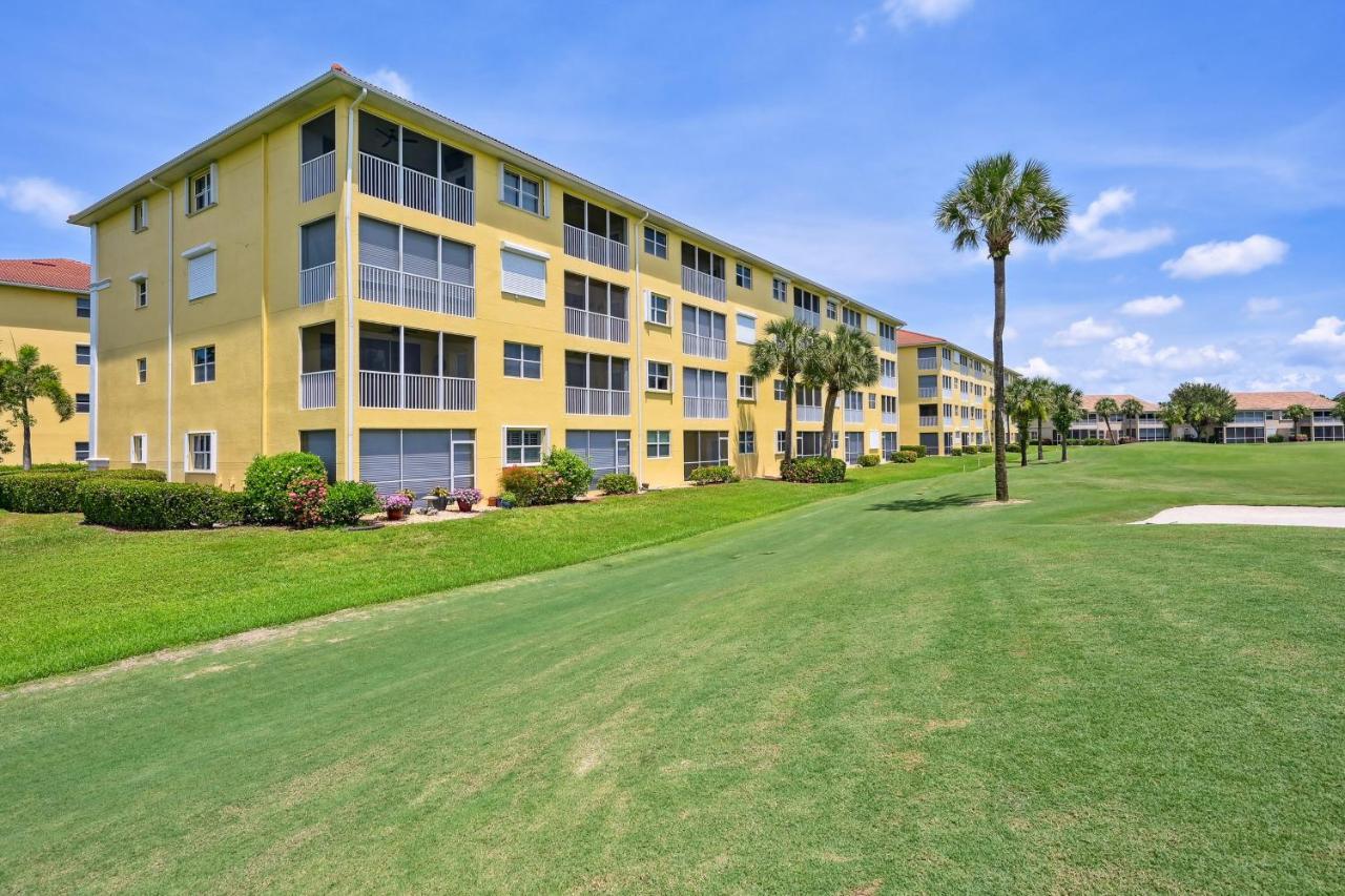 Elegant With Golf View And Community Pool Apartment *