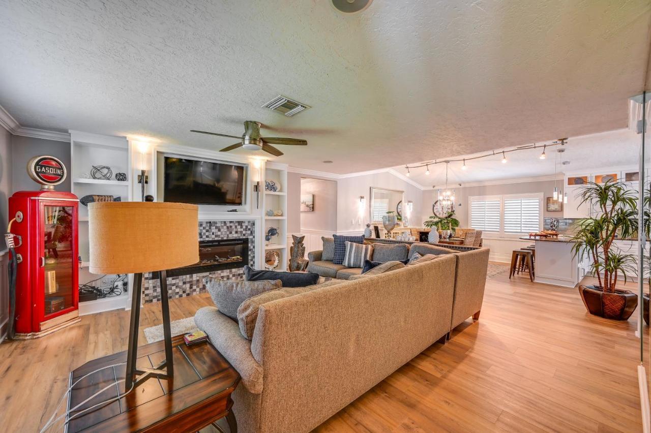 Retreat With Private Pool And Spa! * Naples