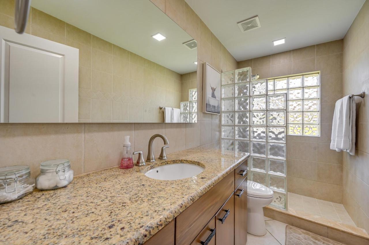 Retreat With Private Pool And Spa! *