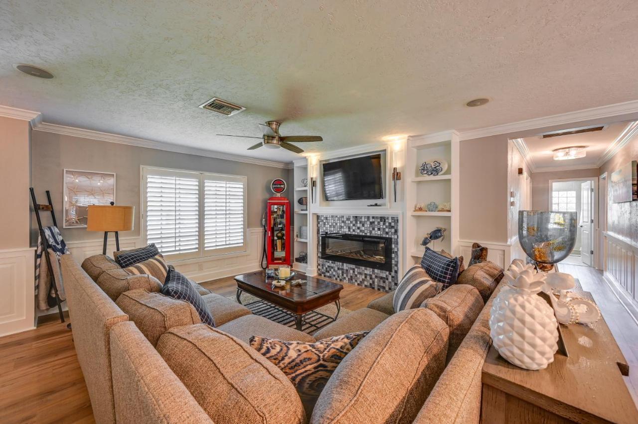 Retreat With Private Pool And Spa! Naples