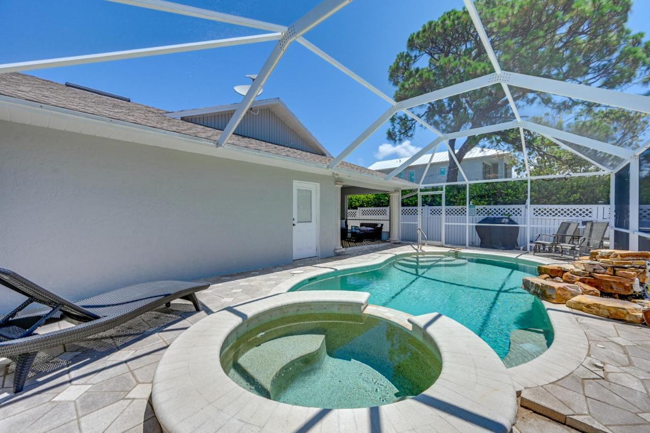 Retreat With Private Pool And Spa! * Naples