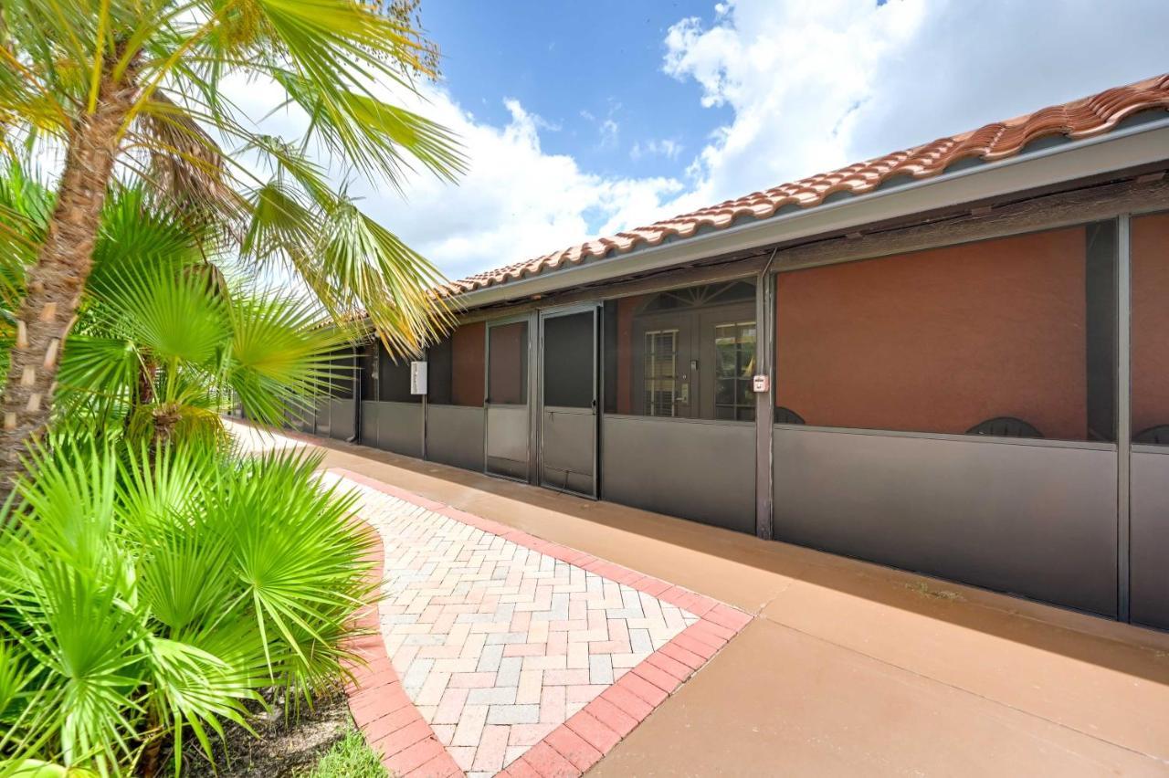 With Community Pool And Tennis Courts! Naples