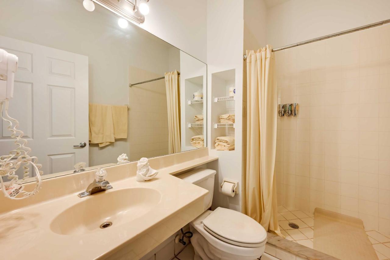 Apartment Quaint With Community Fitness Center