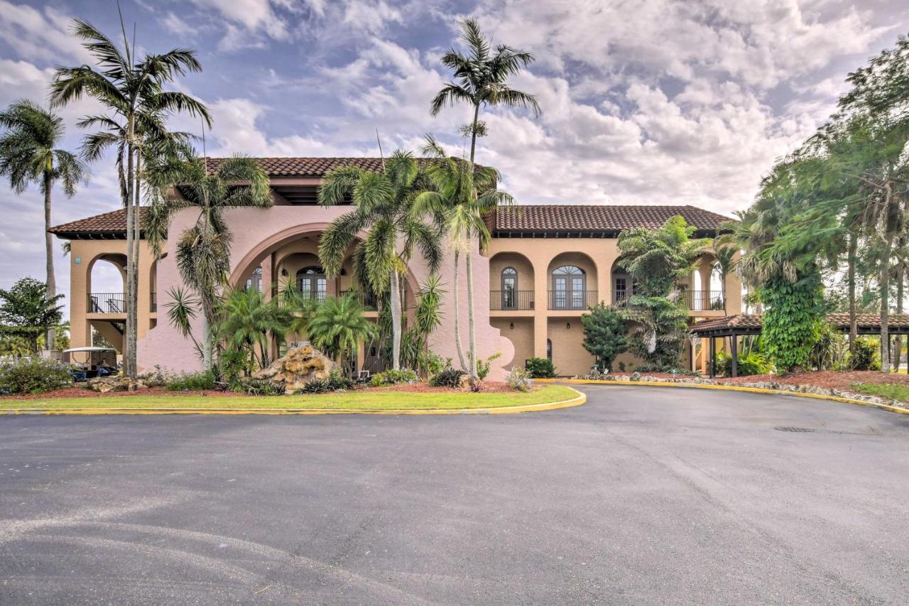 With Screened Patio And Amenities *