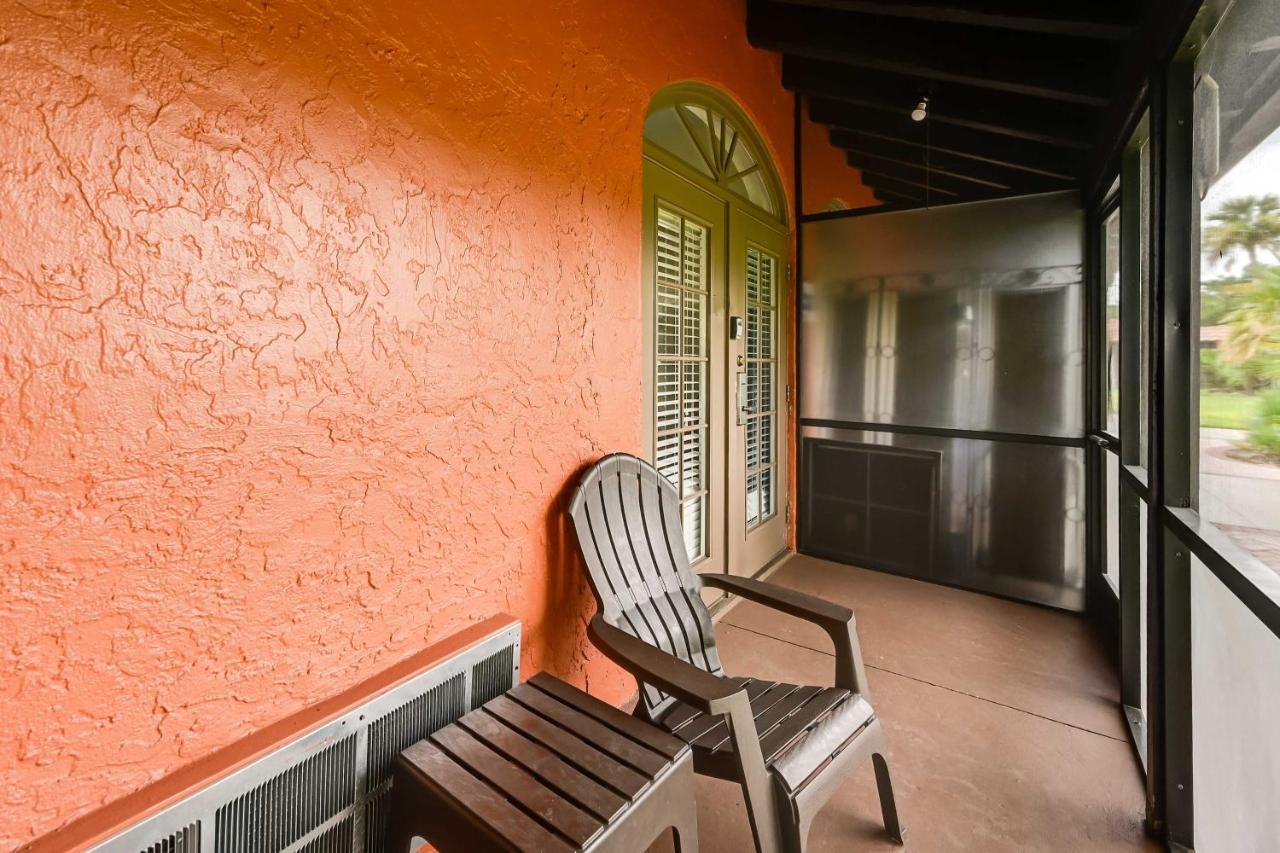 Apartment With Canal Access! *