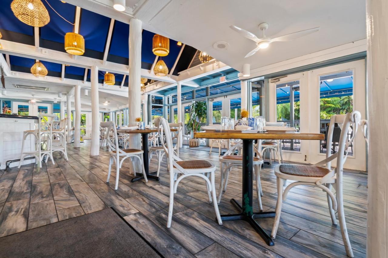 Aparthotel Park Shore Naples