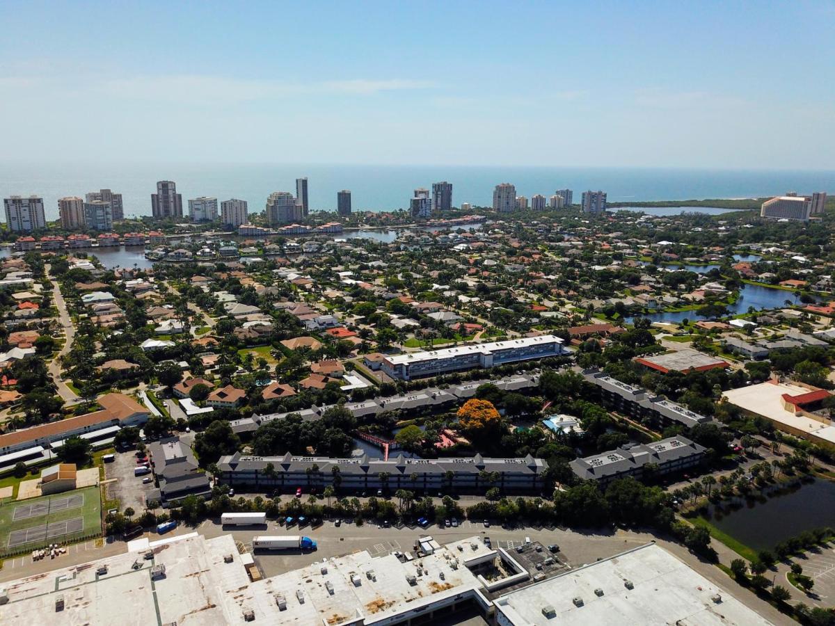 Park Shore * Naples