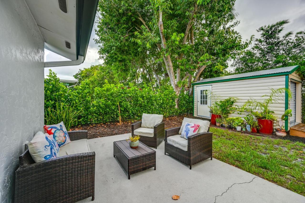 Sunny Florida Escape With Patio, Grill And Fire Pit! Holiday home Naples