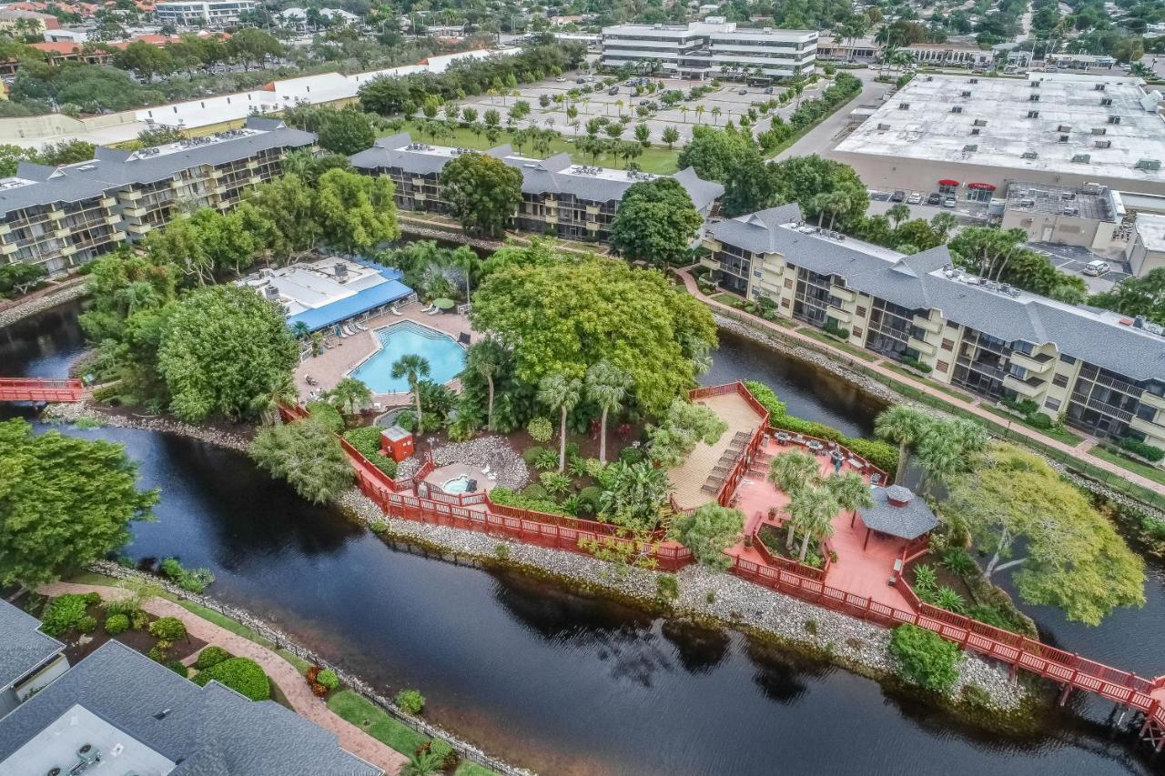 Apartment Fabulous Park Shore Naples