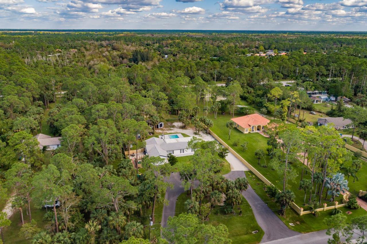 Beautiful In With Huge Private Pool * Naples