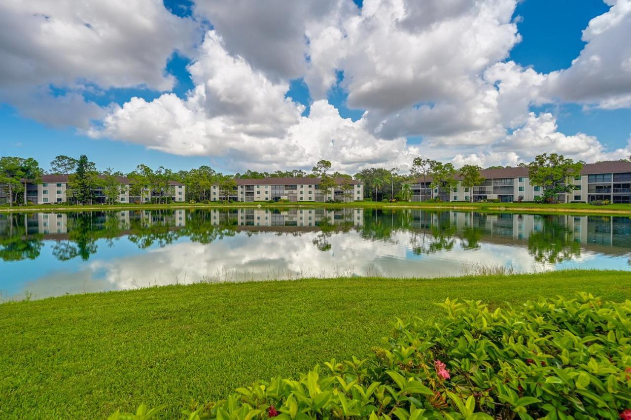 With Pool Access - 3 Mi To Beaches! Apartment Naples