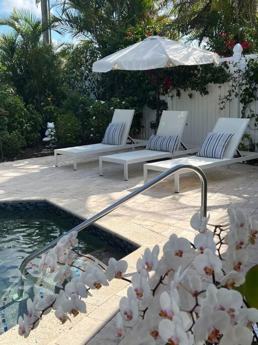 Sea Cret Hideway Pool