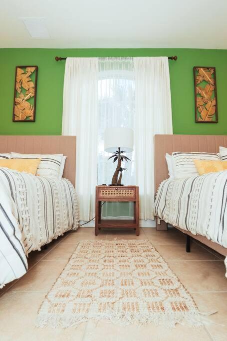 Villa Tropical Paradise 3.5 Bd/3ba 10-min To Naples