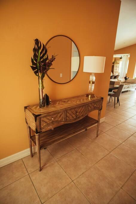 Tropical Paradise 3.5 Bd/3ba 10-min To Villa Naples