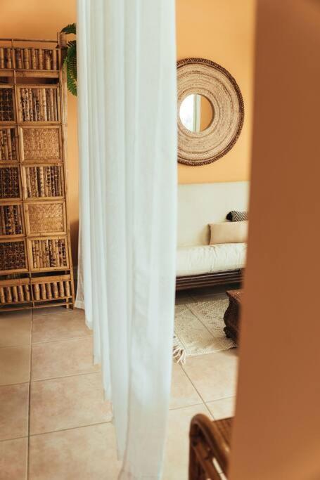 Villa Tropical Paradise 3.5 Bd/3ba 10-min To