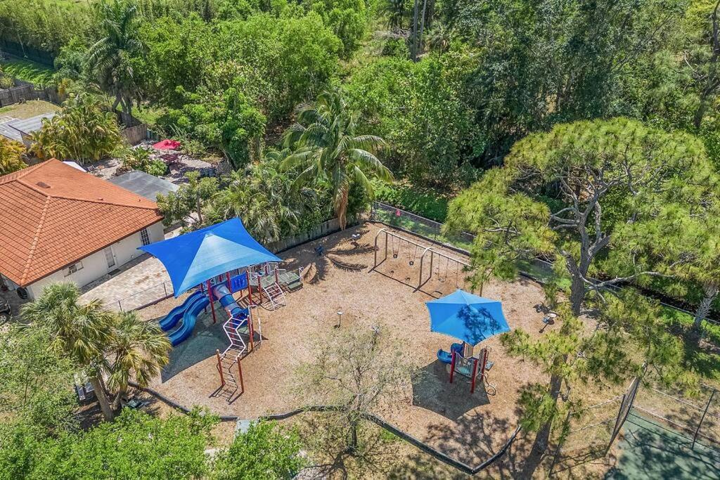 Holiday home Fl , Paradise Pool