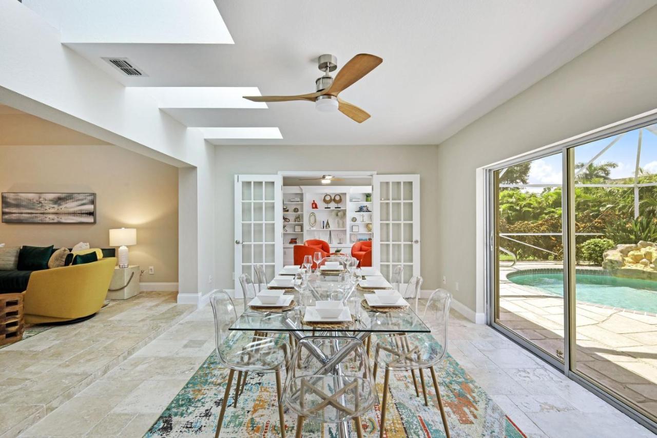 Tropical Paradise By The Sea - Pool & Game Holiday home Naples