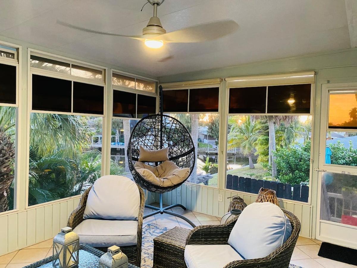 Holiday home Waterfront Just Minutes To