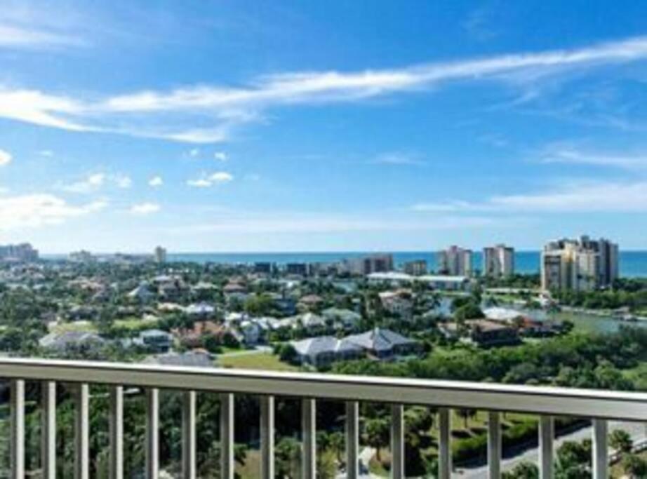 Coastal Elegance At The Dunes Apartment Naples