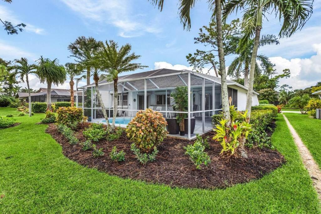 Golf Front Lux Pool