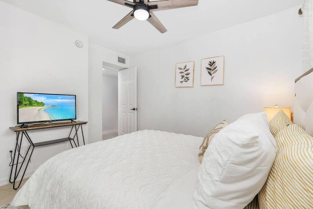 Holiday home Lovely 2-bdr W/patio, Park! *