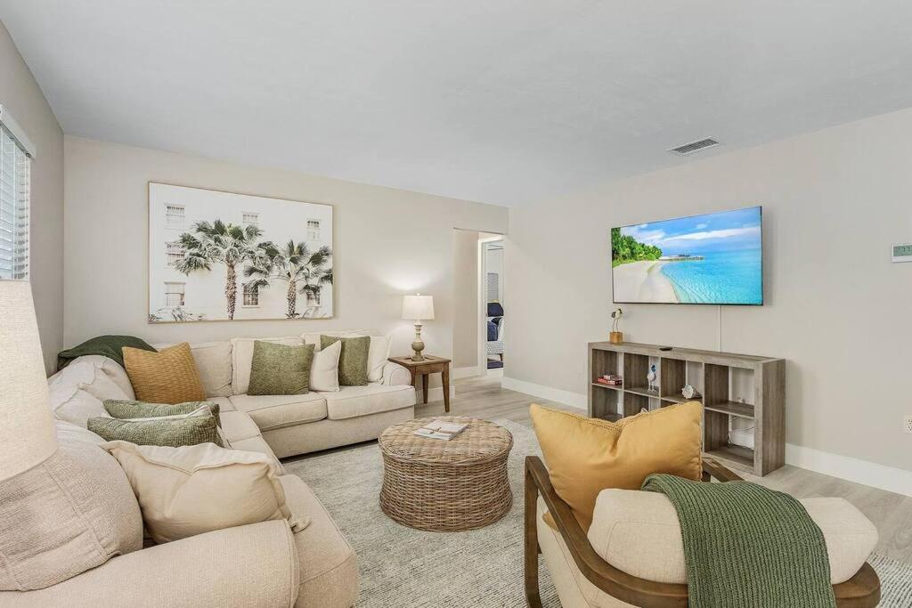 Golf Front Lux Pool Naples