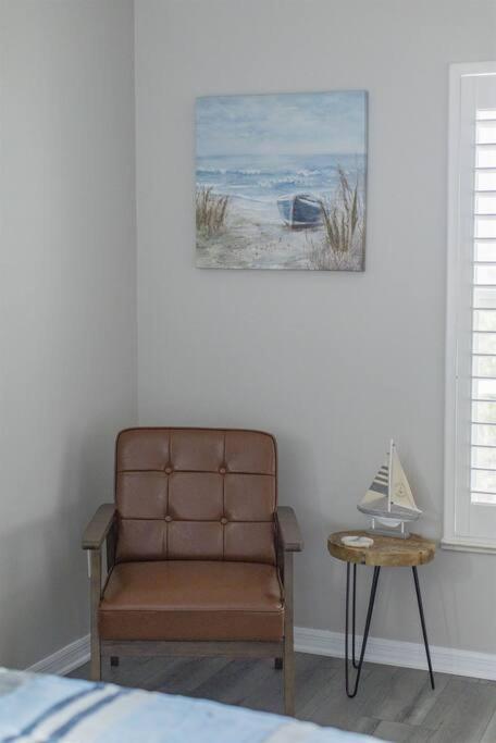 Capri Charm Remodeled Oasis W/ Heated Pool-kayaks Holiday home