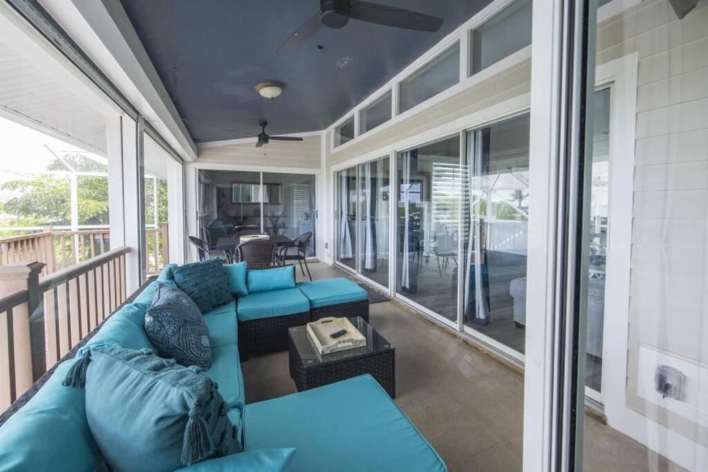 Capri Charm Remodeled Oasis W/ Heated Pool-kayaks Holiday home