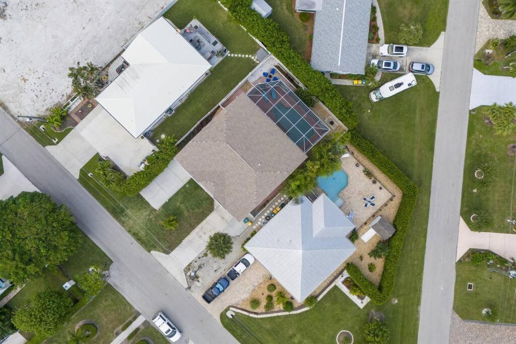 Capri Charm Remodeled Oasis W/ Heated Pool-kayaks Holiday home *