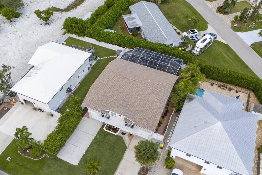 Holiday home Capri Charm Remodeled Oasis W/ Heated Pool-kayaks Naples