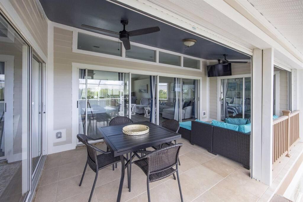 Capri Charm Remodeled Oasis W/ Heated Pool-kayaks