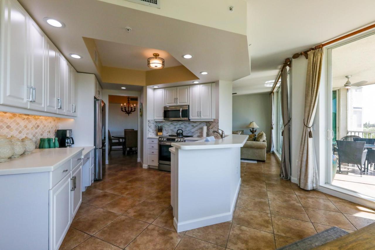 Coastal Elegance At The Dunes Apartment