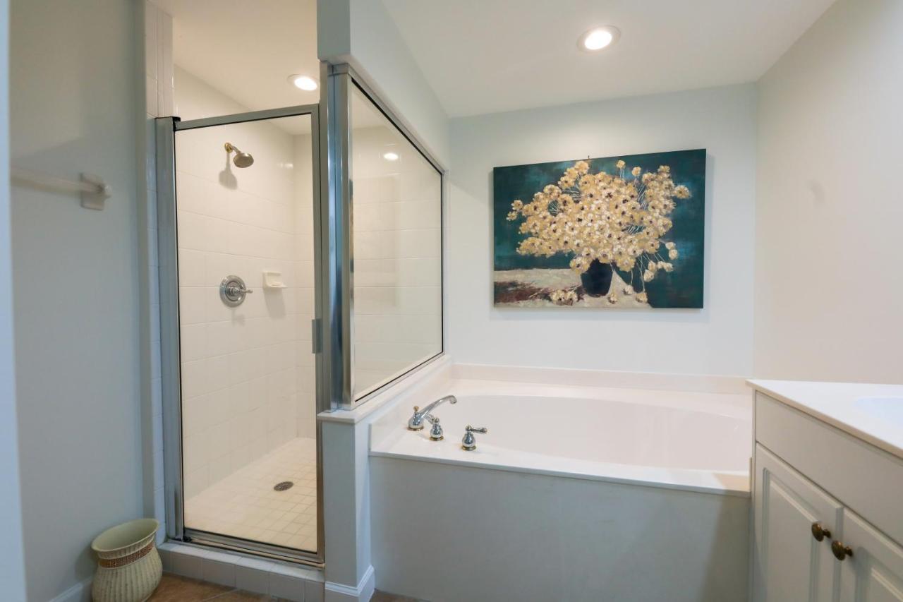 Coastal Elegance At The Dunes Apartment